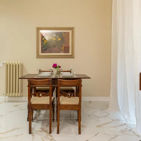 Casa Gold By Hili Rome